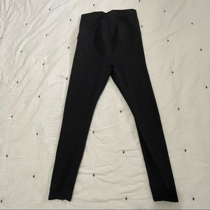 FABLETICS maternity leggins. Size M